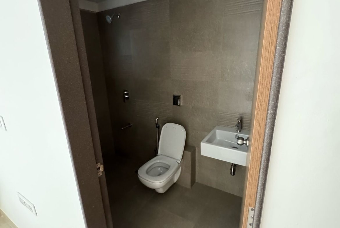3 BHK Flat for Rent in Supreme Estia