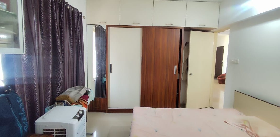 2 BHK resale flat in GV7 Ambegaon