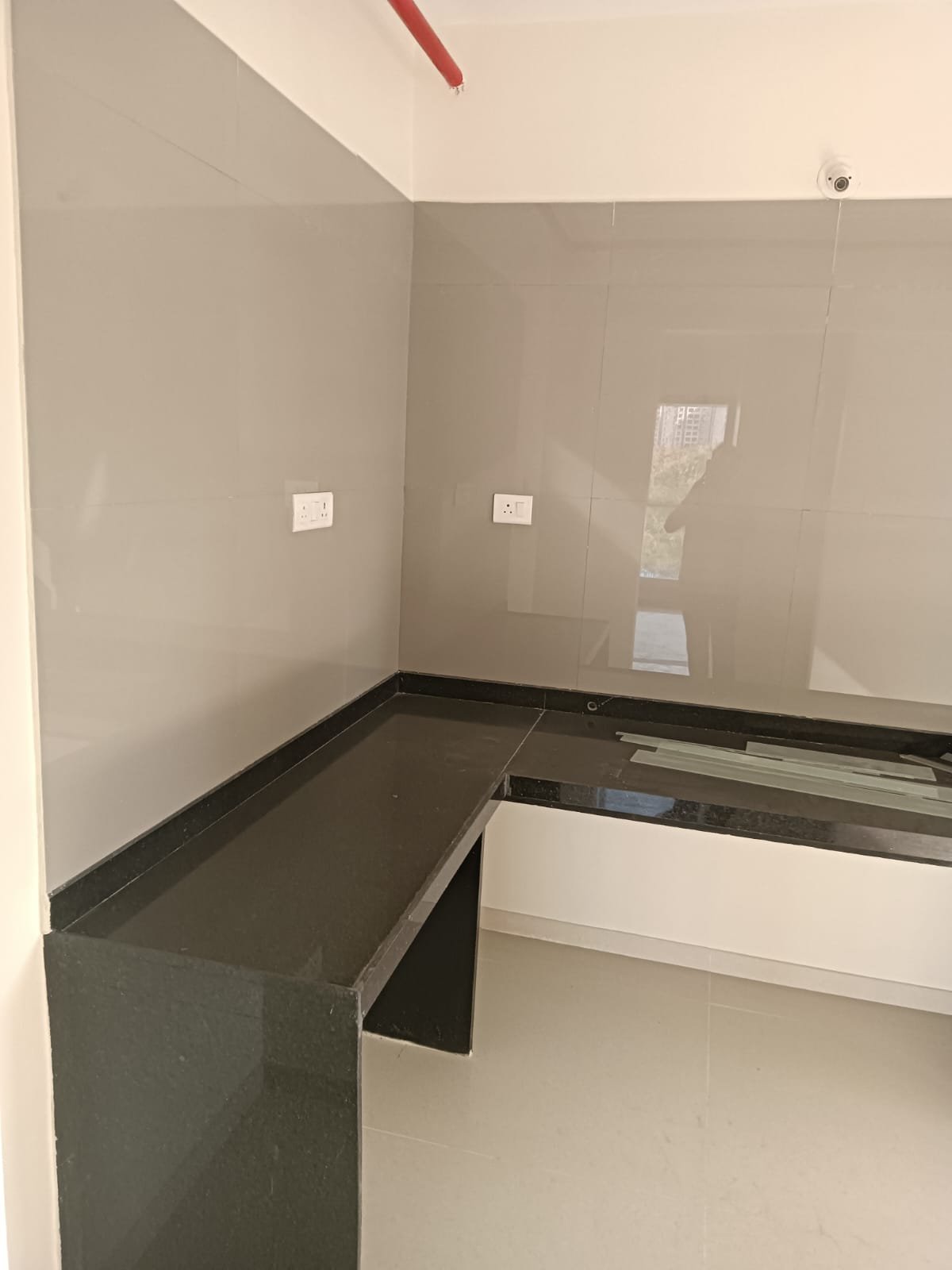 2 BHK resale flat in ANP Atlantis