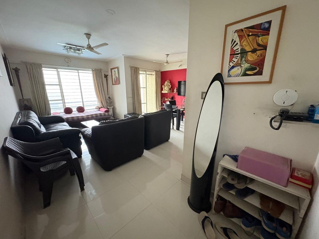 2 BHK resale flat in Comfort Zone