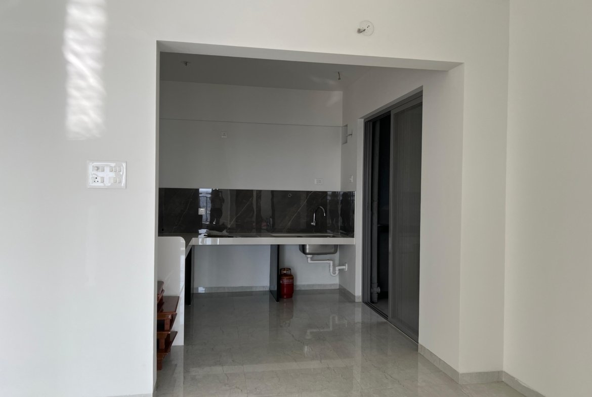 3 BHK Resale Flat in Yashada Vantage Twenty One
