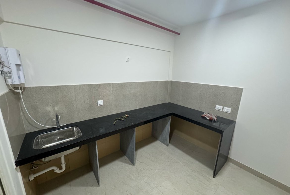 3 BHK Flat for Rent in Supreme Estia